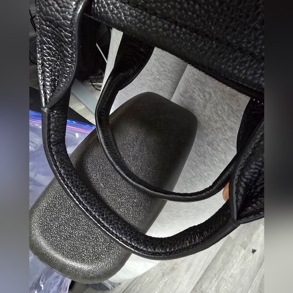 Marc Jacobs the Small Leather Tote Bag And Wallet Set - Picture 8 of 9